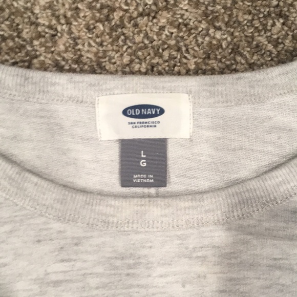 Old Navy basic tee - Picture 3 of 3